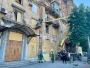 Russian troops launched a massive attack on Zaporizhzhia: damage to energy facility and residential buildings