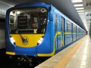 Kiev residents demand shorter intervals on the metro